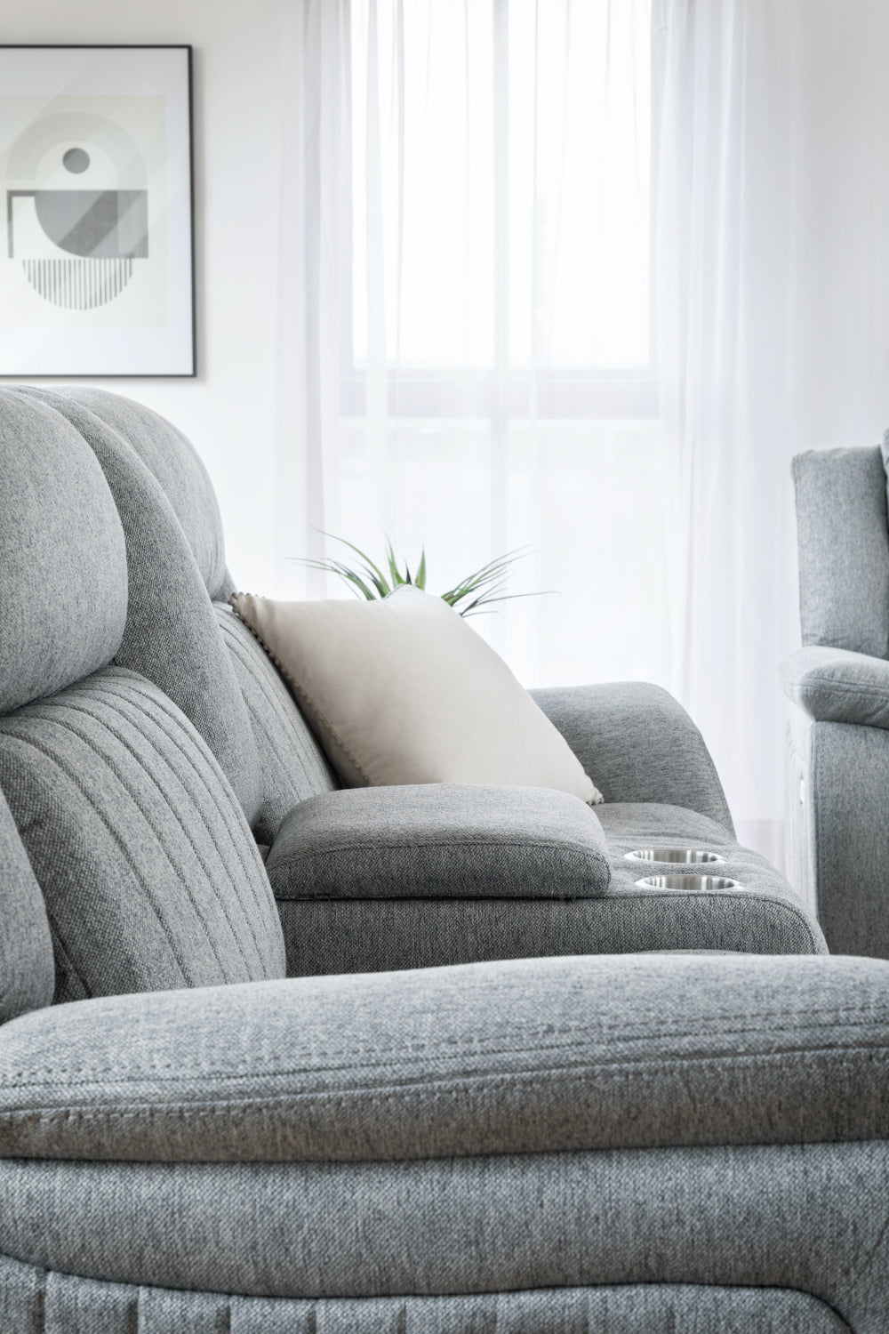 Linden Electric Recliner Sofa Grey 2 Seater - Image 7